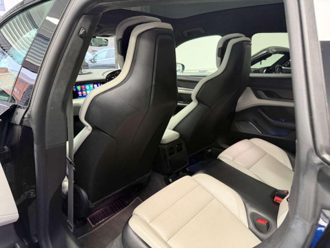 Porsche Taycan Performance Plus 93.4kWh Turbo S Cross Turismo 5dr Electric Auto 4WD (11kW 30