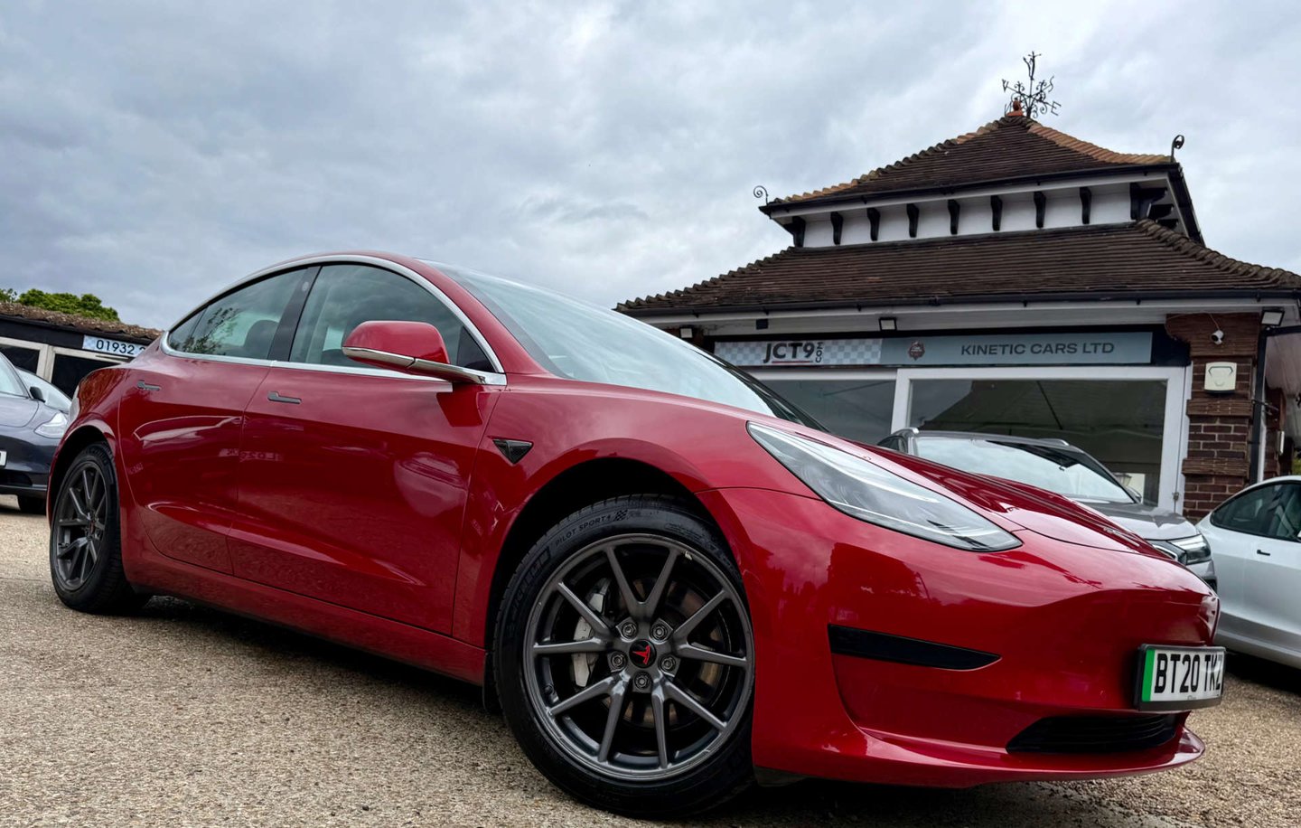Tesla Model 3 dealer public-web source image