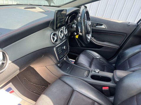 Mercedes-Benz GLA 2.1 GLA220d AMG Line (Premium) 7G-DCT 4MATIC Euro 6 (s/s) 5dr 31