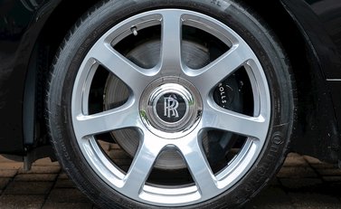 Rolls-Royce Dawn 12
