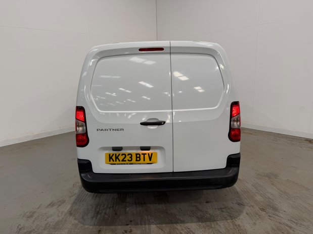 Peugeot Partner PARTNER LONG DIESEL 850 1.5 Blue HDi 100 Professional Prem + Crew Van 19