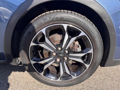 Ford Focus X 17