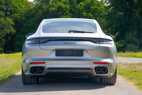 Porsche Panamera 4 E-Hybrid Platinum Edition 23
