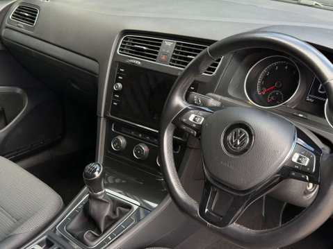 Volkswagen Golf 1.0 Golf SE Nav TSi 5dr 21