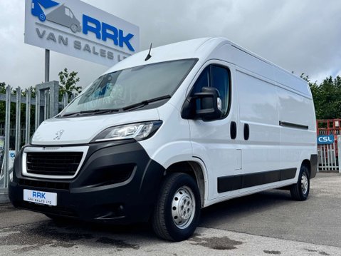 Peugeot Boxer 2.2 BlueHDi 335 Professional Panel Van 5dr Diesel Manual L3 H2 Euro 6 (s/s) 22