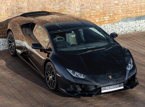 Lamborghini Huracan LP640-4 EVO 8