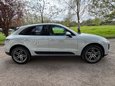 Porsche Macan PDK 13