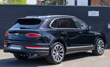 Bentley Bentayga V8 AZURE 4