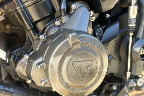 Triumph Tiger 0.7 Tiger 660 Sport 32