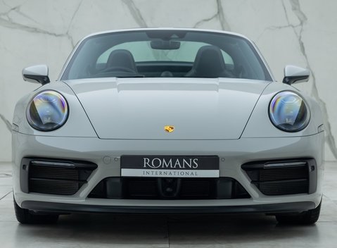 Porsche 911 Targa 4 GTS (992) 10