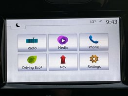 Renault Clio 0.9 Clio Iconic TCe 5dr 27