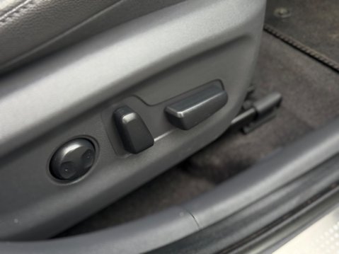 Hyundai IONIQ 38.3kWh Premium SE Auto 5dr 76