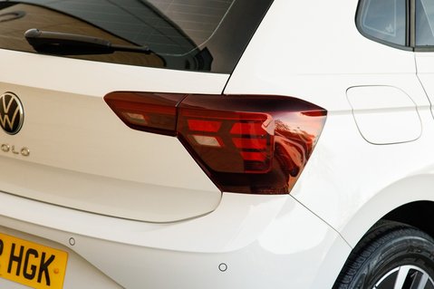 Volkswagen Polo LIFE TSI 9