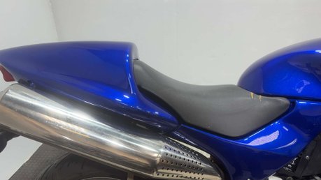 Honda CB 2002 42K 600CC COMMUTER PROJECT BIKE SPARES OR REPAIR 18