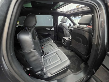 Audi SQ7 4.0 TDI V8 SUV 5dr Diesel Tiptronic quattro Euro 6 (s/s) (435 ps) 21