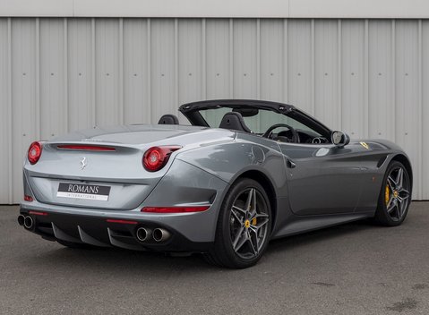 Ferrari California T 7