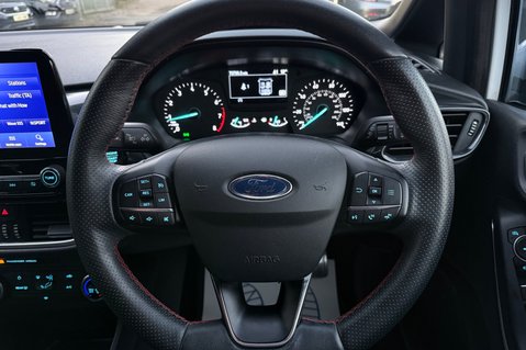 Ford Fiesta ST-LINE EDITION - 2 OWNERS - APPLE CAR PLAY - SERVICE HISTORY 7