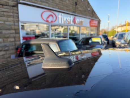 Volkswagen Golf SE NAVIGATION TDI 26