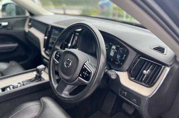 Volvo XC60 D5 POWERPULSE INSCRIPTION AWD AUTO 20
