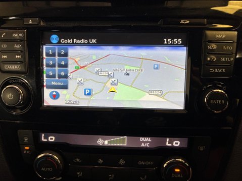 Nissan Qashqai 1.6 DIG-T N-Connecta Euro 6 (s/s) 5dr 38