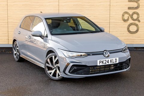 Volkswagen Golf R-LINE TSI 1