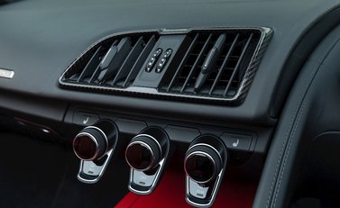 Audi R8 Spyder V10 Performance Quattro Edition 18