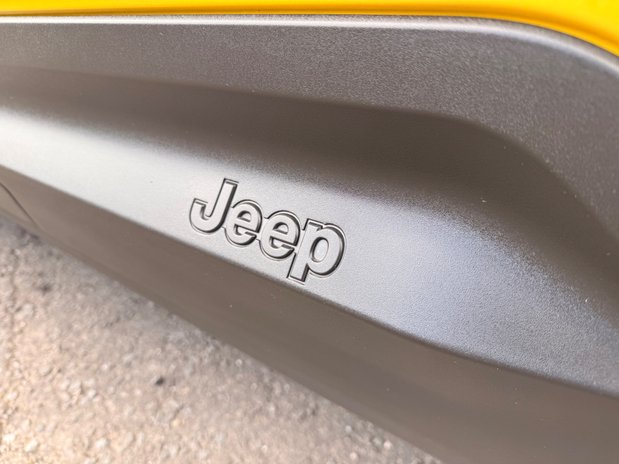 Jeep Avenger SUMMIT 11