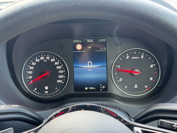 Mercedes-Benz Sprinter AUTO MWB L2H2 High Roof 315 Pro Air Con Camera EURO 6 19