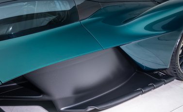 Aston Martin Valkyrie 47