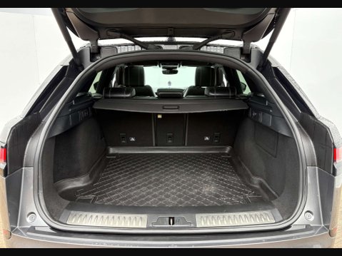 Land Rover Range Rover Velar 2.0 Range Rover Velar R-Dynamic HSE D240 Auto 4WD 5dr 42