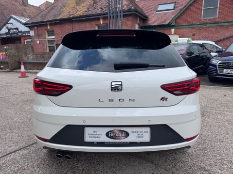 SEAT Leon TSI FR TECHNOLOGY 9