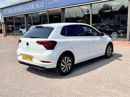 Volkswagen Polo 1.0 Polo Life TSi Semi-Auto 5dr 8