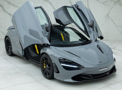 McLaren 720S Performance 12