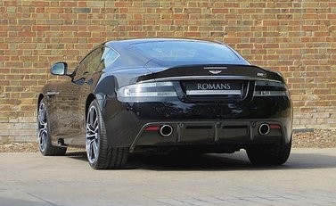 Aston Martin DBS Carbon Black 15