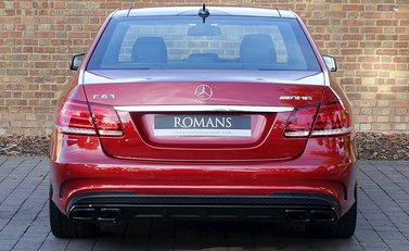 Mercedes-Benz E Class AMG 13