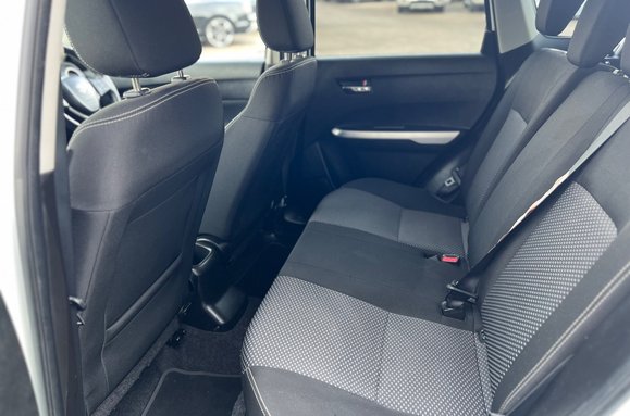 Suzuki Vitara 1.6 SZ-T AUTOMATIC 33