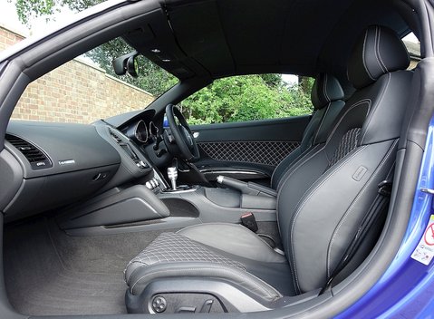 Audi R8 V10 Spyder 6