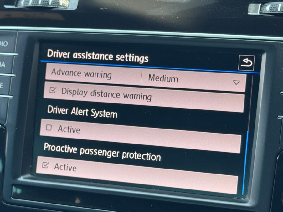 2016 Volkswagen Golf — image 28