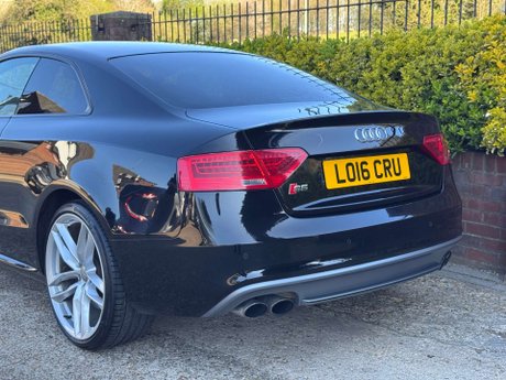 Audi S5 3.0 S5 V6T Black Edition TFSI Quattro Semi-Auto 4WD 2dr 20