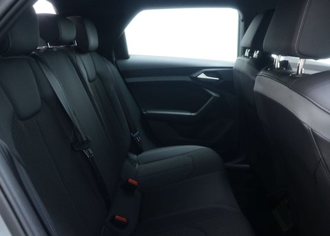 Audi A1 1.0 A1 Sportback 30 TFSI S Line Semi-Auto 5dr 50