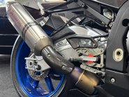 BMW HP4 1000 Super Sports Petrol Manual (193 ps) 8