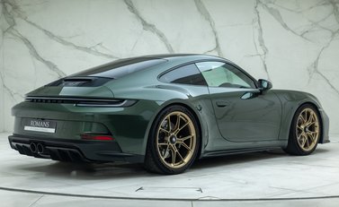 Porsche 911 GT3 TOURING (992) 6