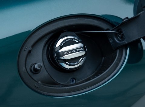 Porsche 911 GT3 TOURING (992.2) 44