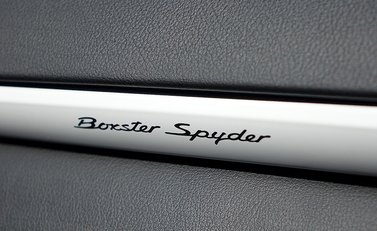 Porsche Boxster Spyder (987) 20