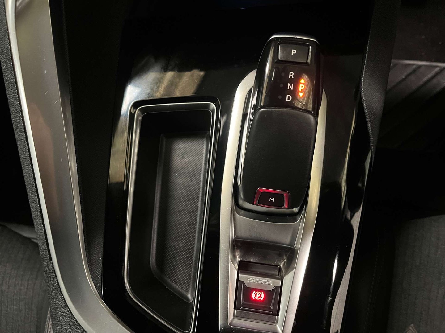 2019 Peugeot 3008 — image 23