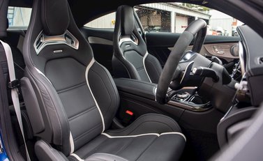 Mercedes-Benz C Class C63 S Coupe 12