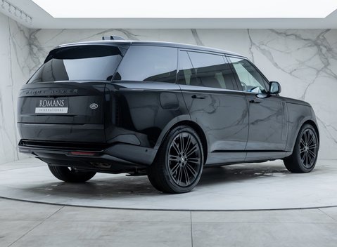 Land Rover Range Rover P530 FIRST EDITION LWB 6