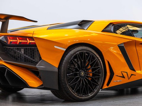 Lamborghini Aventador 6.5 V12 LP 750-4 Superveloce Coupe 2dr Petrol ISR 4WD Euro 6 (750 bhp) 69