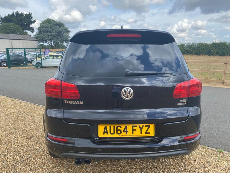 VOLKSWAGEN TIGUAN TSI BLUEMOTION TECHNOLOGY R LINE MILEAGE 49,000 MILES YEAR 2014 64 BODY...