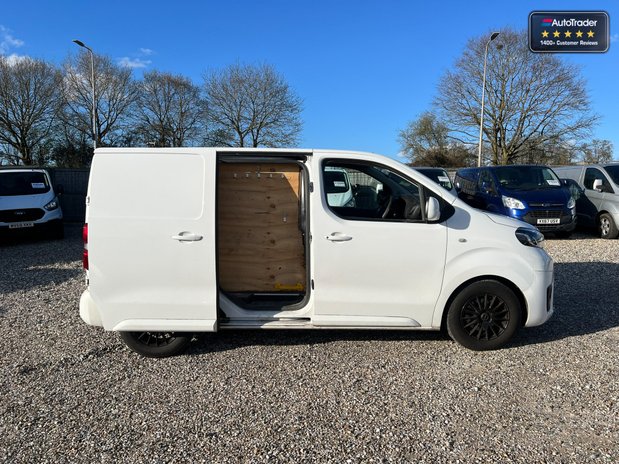 Toyota Proace SWB L1H1 Low Roof Comfort Air Con Alloys Camera Nav EURO 6 NO VAT 9